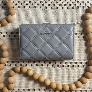 ♠️ Kate Spade Carey Medium Compact Bifold Dusty Blue Quilted Wallet